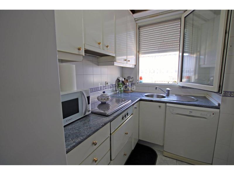 Foto 85ff3e0c-9966-48e1-ad81-9c35df2aaa33. Casa adosada chalet adosado en venta en Postas en Azuqueca de Henares
