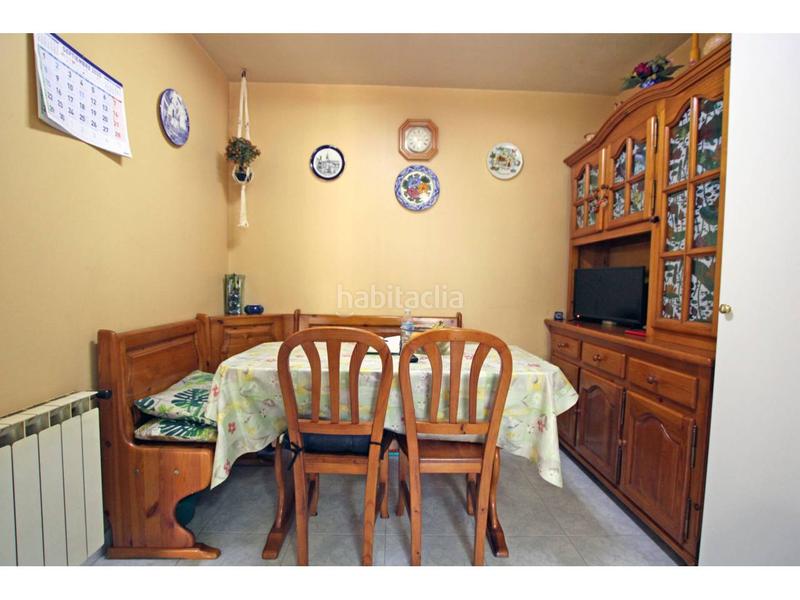 Foto ae9fc68c-ca5d-4f39-adc7-b16903b6be8f. Casa adosada chalet adosado en venta en Postas en Azuqueca de Henares