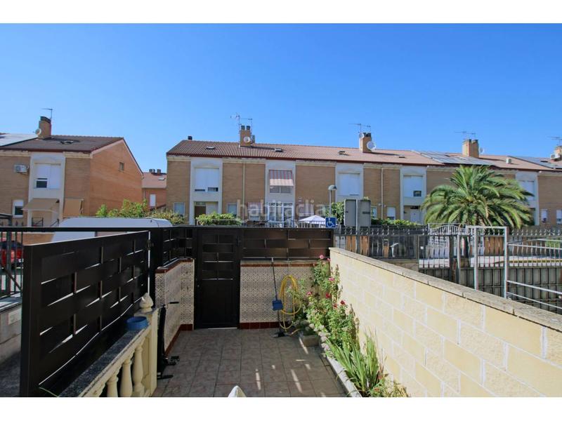 Foto d21553ab-774a-4857-aab8-375238a9f615. Casa adosada chalet adosado en venta en Postas en Azuqueca de Henares