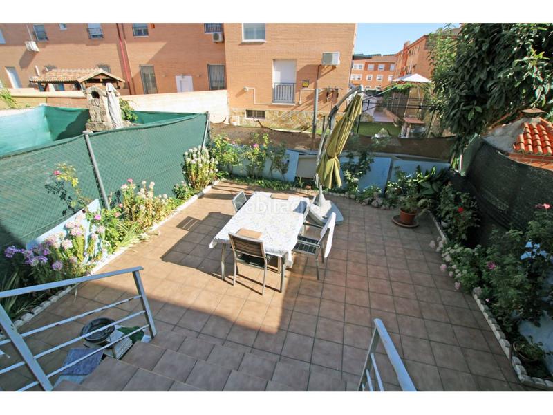 Foto f70c3b02-118c-467f-87ee-905a36bc7309. Casa adosada chalet adosado en venta en Postas en Azuqueca de Henares
