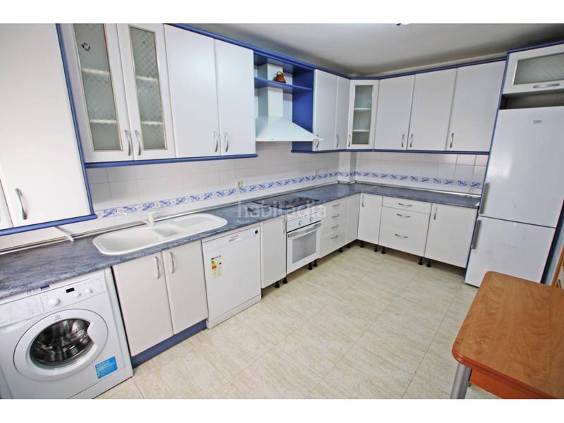 Foto 52e7cc1c-bd85-4d86-ae2c-7011341974ca. Duplex con riscaldamento in Cabanillas del Campo