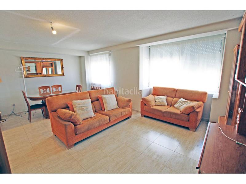 Foto ce355bd1-ab3b-4ca2-9629-11642af492a3. Duplex con riscaldamento in Cabanillas del Campo
