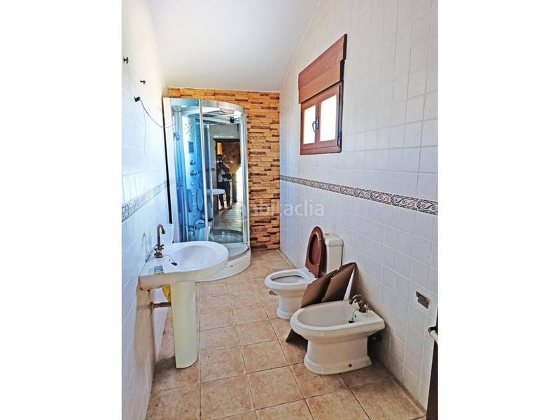 Foto c04d8879-8fd5-43d4-bb88-cec13fcc2582. Chalet  unifamiliar en venta en Villamanrique de Tajo