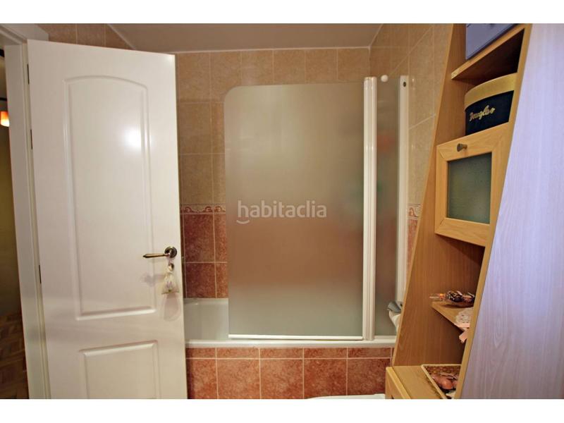 Foto 166b9f6f-a029-4914-a7b1-a30bd8e7bf73. Casa adossada amb calefacció aparcament piscina a Cabanillas del Campo