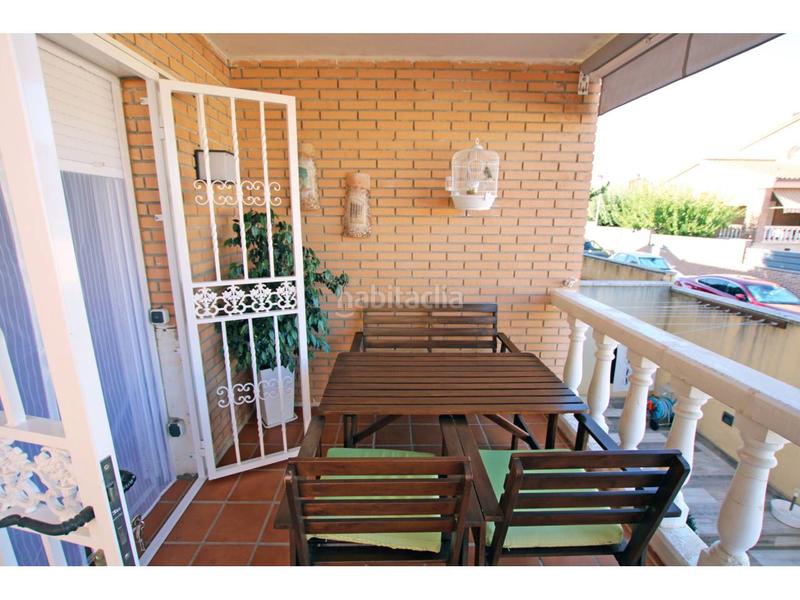 Foto 3a918dbb-ef7e-4962-a170-08417ab99766. Casa adossada amb calefacció aparcament piscina a Cabanillas del Campo