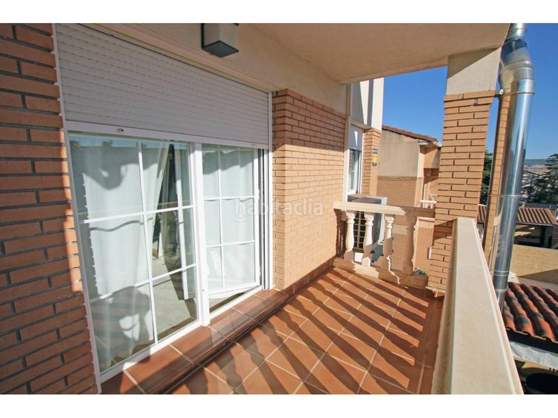 Foto 75e8153c-ad12-4d59-8f2a-4358c14cae4c. Casa adossada amb calefacció aparcament piscina a Cabanillas del Campo