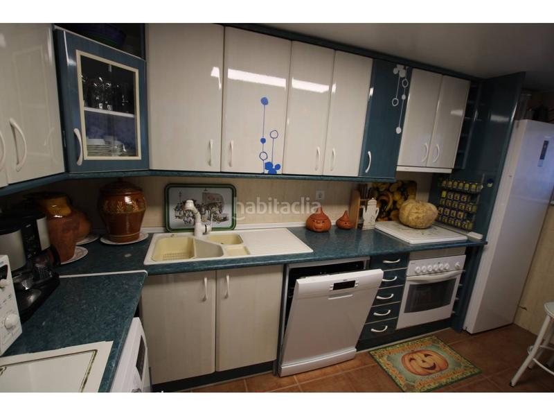 Foto 7c7669fe-8f44-4829-a170-1a9da5c303e2. Casa adossada amb calefacció aparcament piscina a Cabanillas del Campo