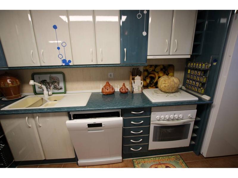 Foto 9b21b069-bcd2-4c2c-b890-785cbaeb5385. Casa adossada amb calefacció aparcament piscina a Cabanillas del Campo