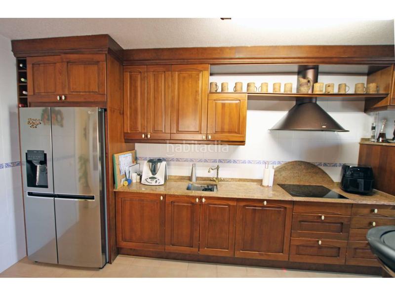 Foto b95adc41-6d56-4180-9837-725d12f9eafc. Casa adossada amb calefacció aparcament piscina a Cabanillas del Campo