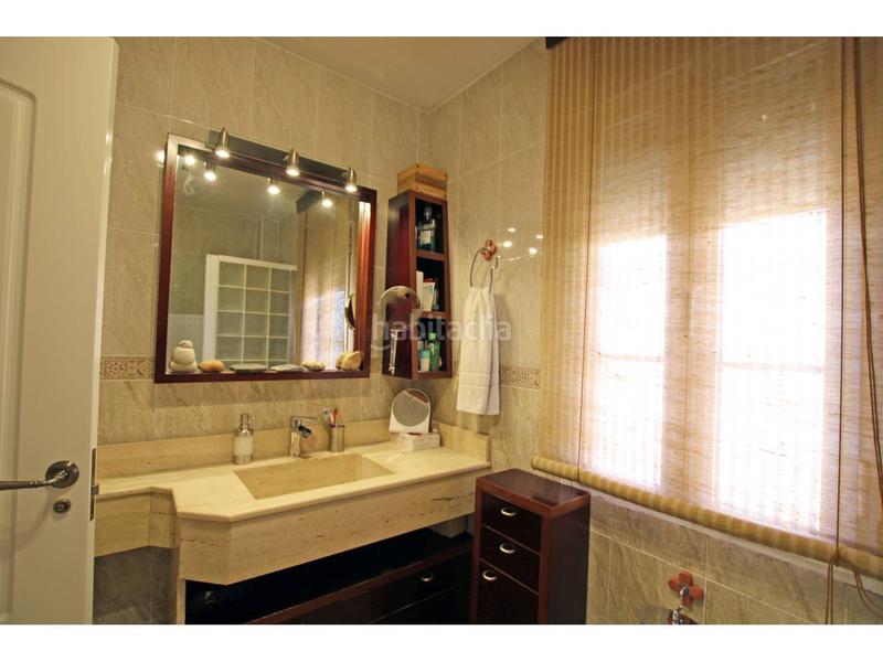 Foto e71e55b1-5da8-46c1-9564-276a127722fd. Casa adossada amb calefacció aparcament piscina a Cabanillas del Campo