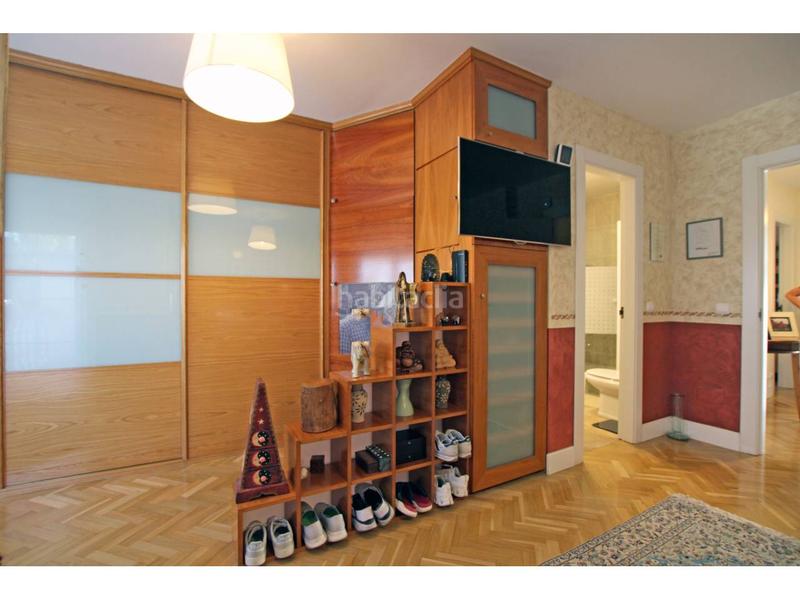 Foto ead754ef-a7f7-4ac2-8522-cc7fd1e17420. Casa adossada amb calefacció aparcament piscina a Cabanillas del Campo