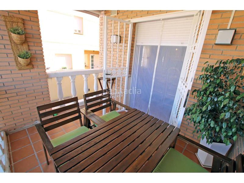 Foto ece98926-4fd3-45b6-aebf-418df0078d72. Casa adossada amb calefacció aparcament piscina a Cabanillas del Campo