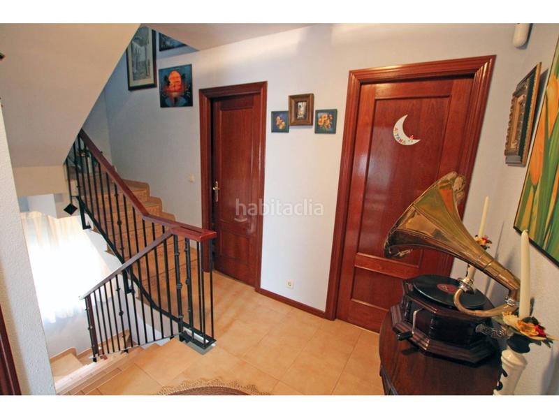 Foto 01f8a7a0-76a7-4039-bc49-da3c5116fd17. Chalet piso en venta en Cabanillas del Campo