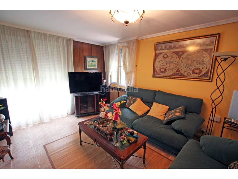 Foto 0fc55b75-c7e7-4ff3-a472-d4954351b594. Chalet piso en venta en Cabanillas del Campo