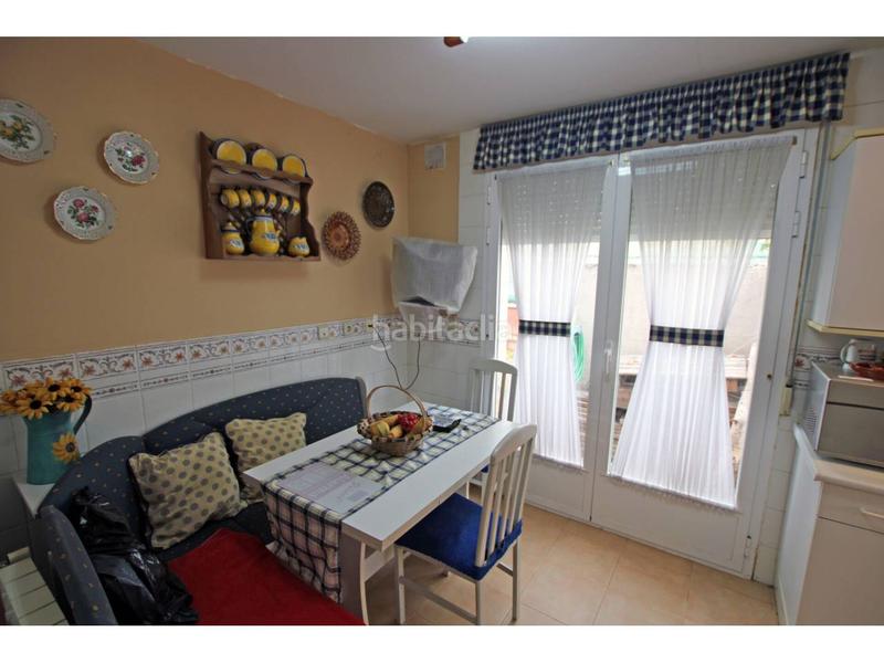 Foto 6917ad03-5579-48fe-b6a9-6f1726facfdb. Chalet piso en venta en Cabanillas del Campo