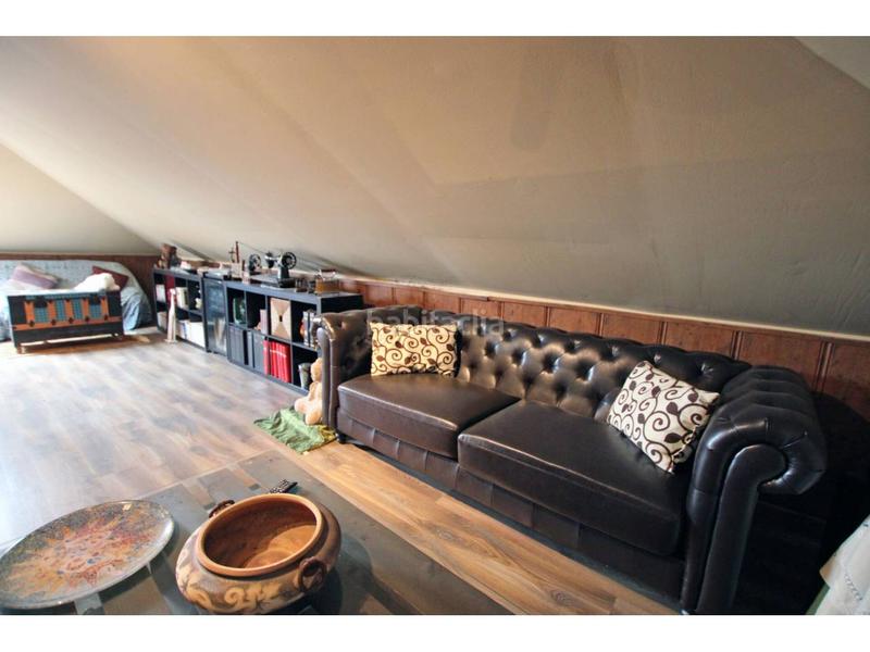 Foto bf703291-15f8-42be-88ff-82ccbf3877a0. Chalet piso en venta en Cabanillas del Campo