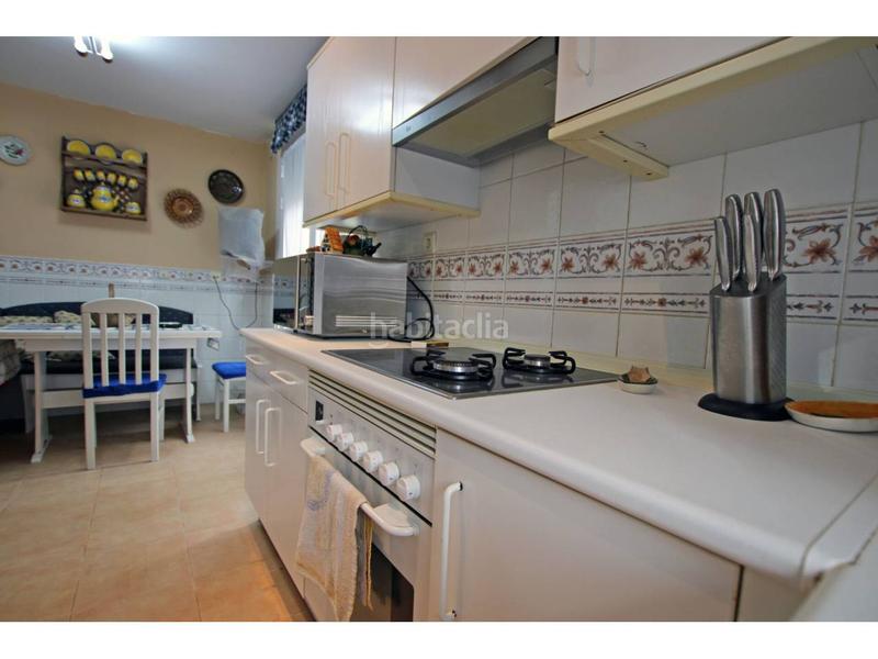 Foto dfa496d7-014a-42f0-aa54-6b0fdef895e8. Chalet piso en venta en Cabanillas del Campo