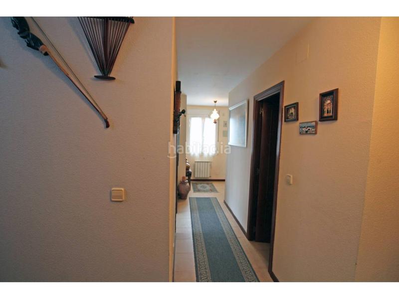 Foto e19c06ae-8569-47c4-af51-7a16dc41600c. Chalet piso en venta en Cabanillas del Campo