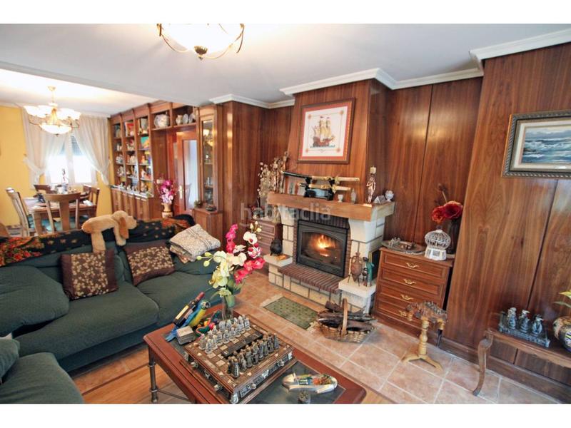 Foto efdf6e59-6e53-483e-8a63-333f34ae2e88. Chalet piso en venta en Cabanillas del Campo