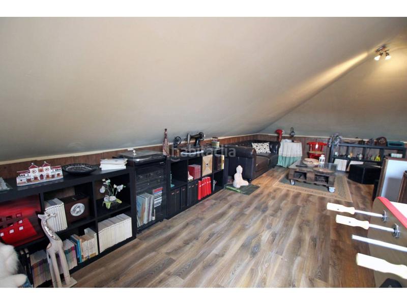 Foto f5ce68e9-2ca0-4134-b302-011cb723f31e. Chalet piso en venta en Cabanillas del Campo