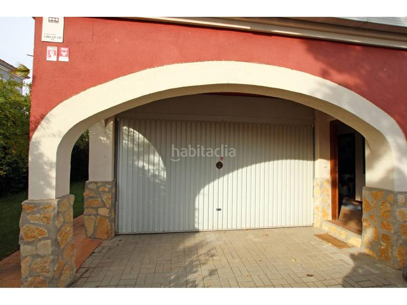 Foto f842203c-69d5-4e02-9b98-cfc968200a22. Chalet piso en venta en Cabanillas del Campo