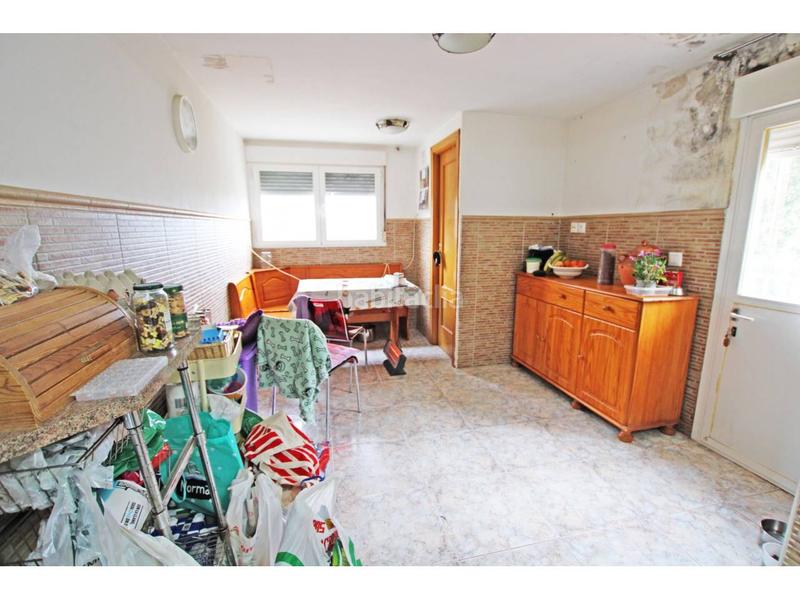 Foto 1be17db7-249f-4bb0-87b2-c170c775165e. Casa con parcheggio in Casar (El)