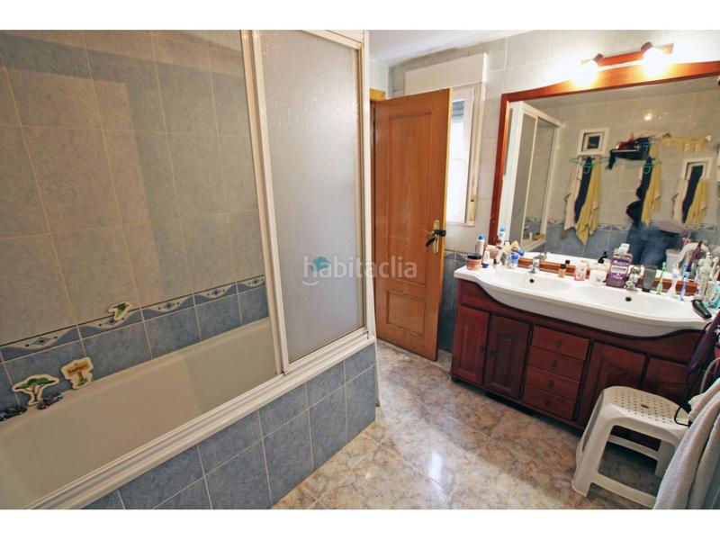 Foto 581ef3b4-831c-4f67-b5a8-be0517d8edb3. Casa con parcheggio in Casar (El)