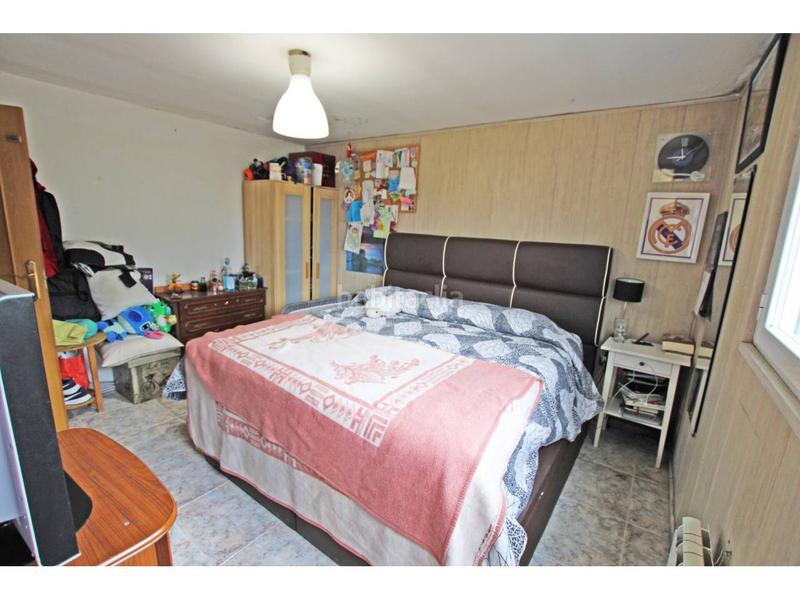 Foto 8312e88e-5b2f-4c69-8d21-402504aa3193. Casa con parcheggio in Casar (El)