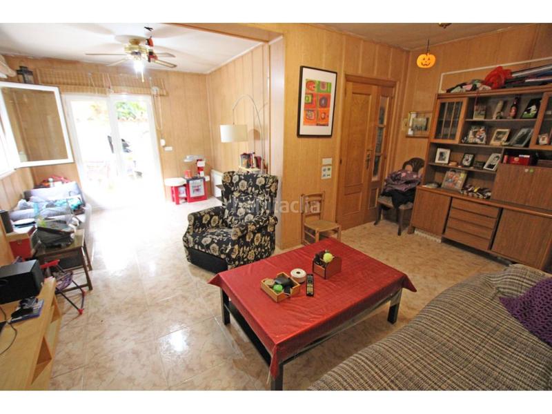 Foto c0c078ad-febf-4311-b4b6-4674f02c138f. Casa con parcheggio in Casar (El)