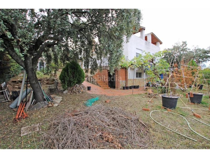 Foto ea04cc34-8ebc-461e-9eea-88061d13a483. Casa con parcheggio in Casar (El)