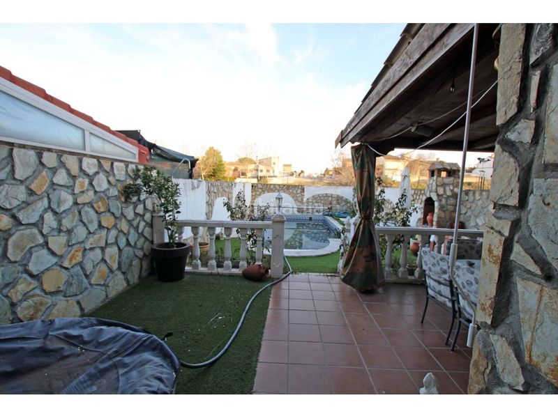 Foto 2ac5f88a-c39a-4fef-8e5e-0cd746bf50cc. Casa adosada chalet en venta en Villanueva de la Torre