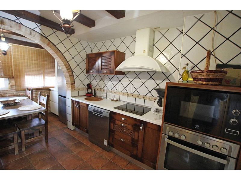 Foto e6952ef4-7257-4513-ba98-24fcf8b1a4c7. Casa adosada chalet en venta en Villanueva de la Torre