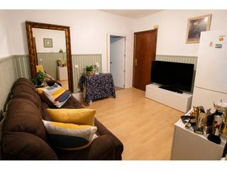 Pis  Calle lorenzo gonzález. Piso en venta en ventas28017