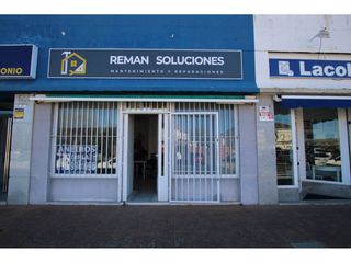 Local Comercial a Calle Miguel de Cervantes