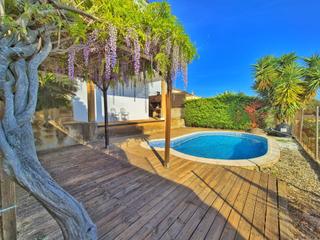 Casa  Còrsega. Fantástico chalet con piscina.