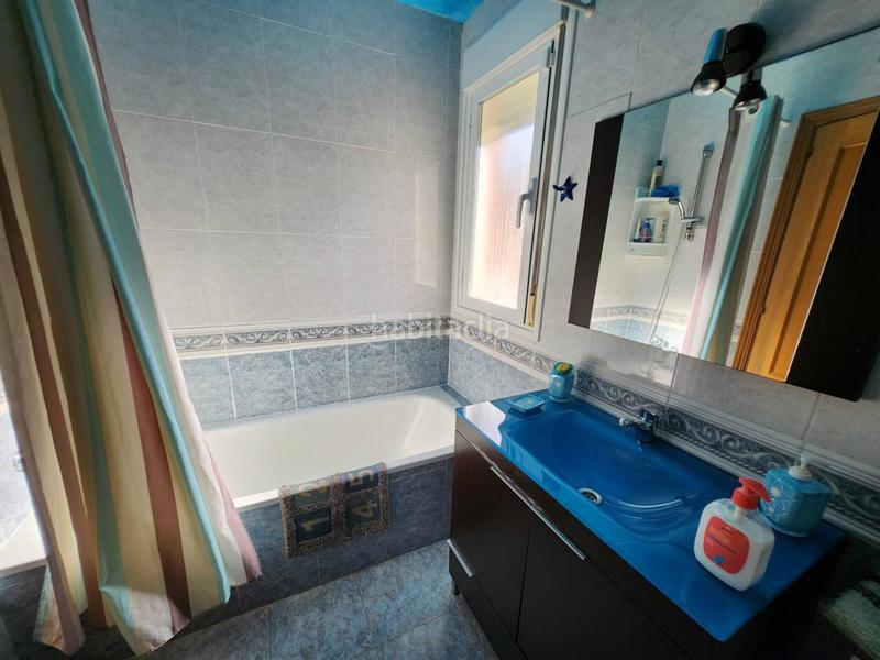 Foto 1610e84d-403d-4ca6-a025-ae0e4b9370b3. Chalet con riscaldamento parcheggio piscina in Galápagos