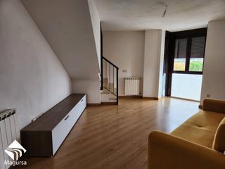 Location Attique  Príncipes de asturias. Ático en alquiler en alovera  luminoso y con terraza