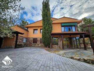 Xalet  Varsovia. Chalet independiente en el casar  espacio, confort y naturaleza