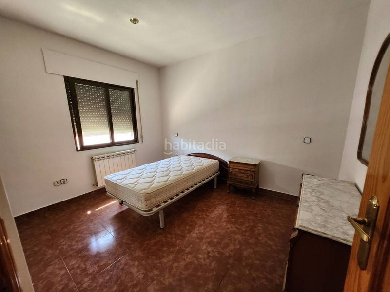 Foto 106c29a5-2ca2-4c6f-b063-eaea939c3ff1. Casa adossada amb calefacció aparcament a Casar (El)