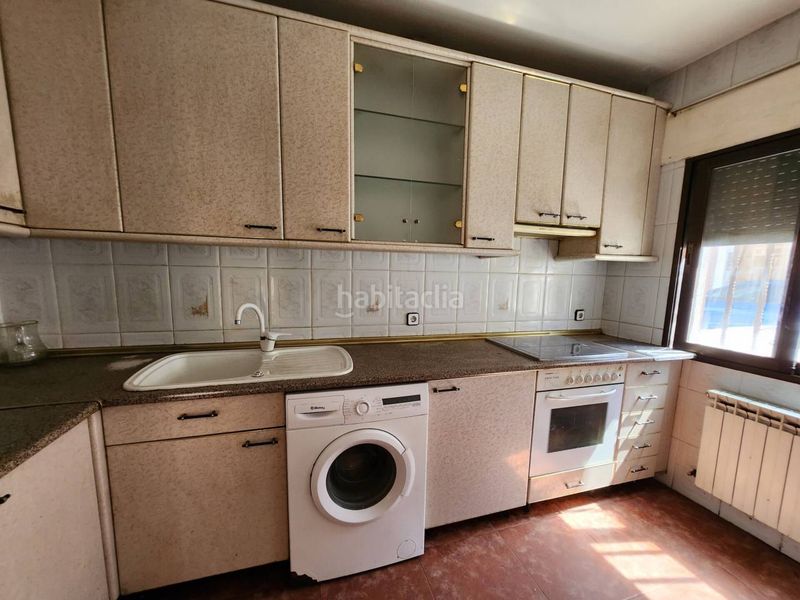 Foto 75152597-7801-4aa7-944a-00f1b055e6fb. Casa adossada amb calefacció aparcament a Casar (El)