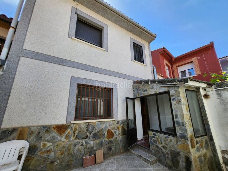 Foto 92b8d18f-974d-46a7-9052-385cf466751c. Casa adossada amb calefacció aparcament a Casar (El)