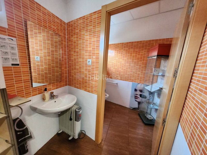 Foto aeb66d80-9b53-4d56-b009-cc7e5c230392. Local comercial a Casar (El)