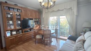 Pis a La Florida. Piso en venta en av. torrent gornal
