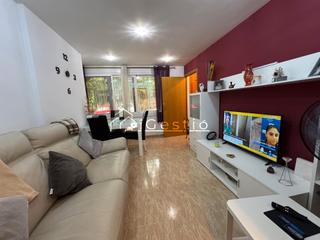 Estudi  Carrer de les roses. Local adaptado a vivienda sin cédula