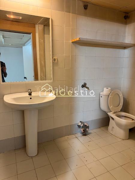 Foto 78f0b12b-266c-4b64-8aa5-6261c20ead2a. Rent business premise in Can Calders Sant Feliu de Llobregat