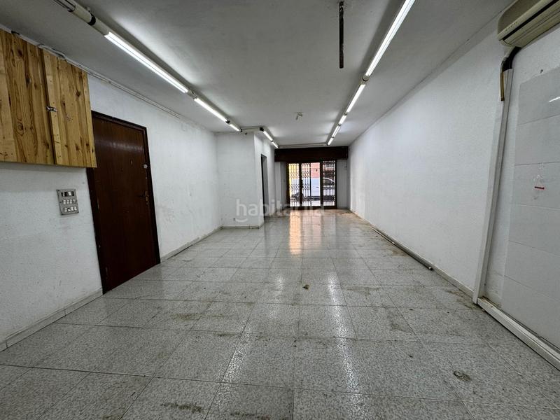 Foto 0d9d3de9-f7fa-4829-909b-5852bd0b8fc6. Lloguer local comercial a La Salut Sant Feliu de Llobregat