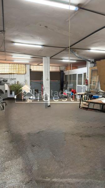 Foto a9602ffe-eb19-416b-95d6-6d35be77359a. Local comercial local en venta en passatge rius en Hospitalet de Llobregat (L´)
