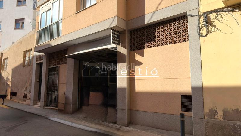 Foto b7b378a0-382e-4f08-8248-880fefd13fb0. Local comercial local en venta en passatge rius en Hospitalet de Llobregat (L´)