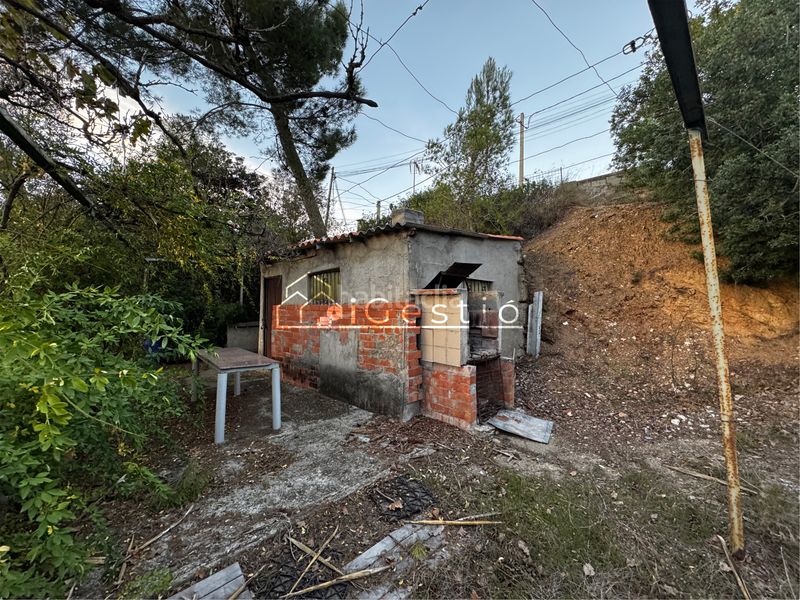 Foto f82221f2-5adc-4242-8a04-ac2cf0a80d38. Terreny residencial a Cervelló