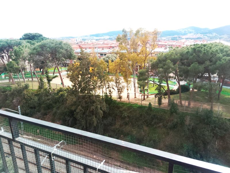 Foto 146ad4cd-0799-4746-8f2e-dd75415a042e. Pis a La Salut Sant Feliu de Llobregat